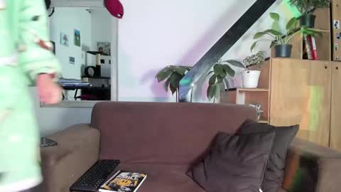 Snapshot of girasol1921 chatting on 01.23.25 girasol1921 online show from 01.23.25