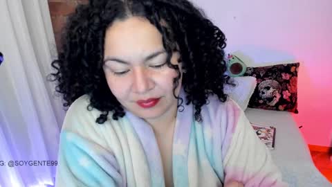 girl_inline online show from 03.05.25