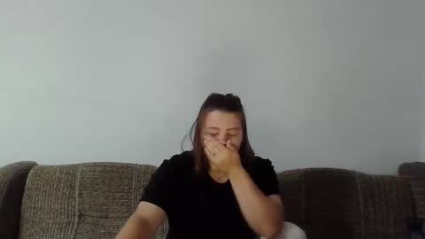 Snapshot of girl_leya chatting on 09.08.25 girl_leya online show from 09.08.25