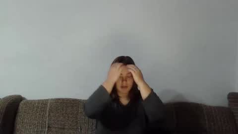 Snapshot of girl_leya chatting on 09.24.25 girl_leya online show from 09.24.25