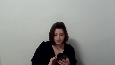 Snapshot of girl_leya chatting on 11.12.25 girl_leya online show from 11.12.25