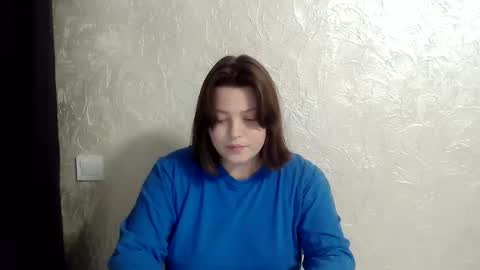 Snapshot of girl_leya chatting on 01.05.26 girl_leya online show from 01.05.26