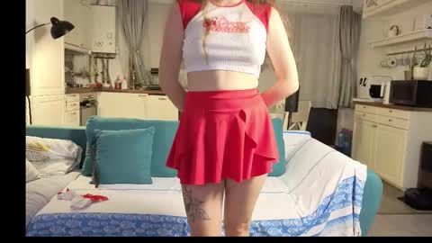 Girlfriend online show from 12.01.25