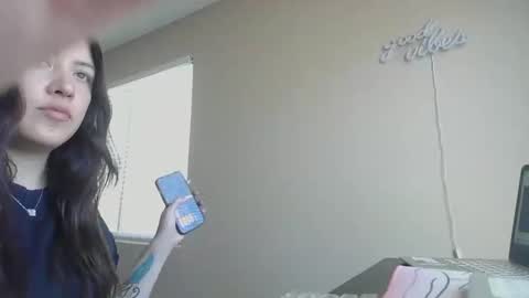 Snapshot of girlnextdoor702 chatting on 05.06.26 Jasmine online show from 05.06.26