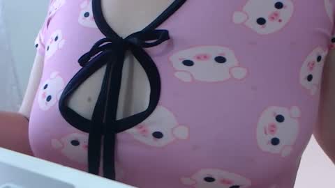 Victoria online show from 11.03.25