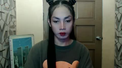 Snapshot of girlwhobelieveinmagic chatting on 01.19.25 Callmenor online show from 01.19.25