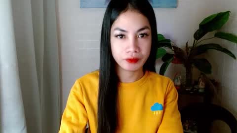 Snapshot of girlwhobelieveinmagic chatting on 03.10.25 Callmenor online show from 03.10.25