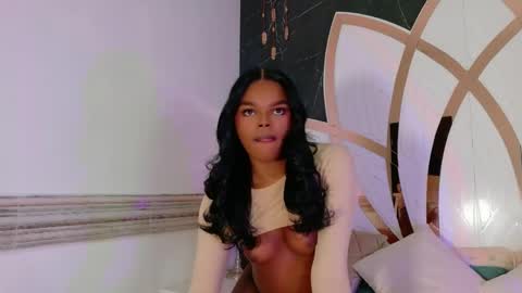 gisela_valencia online show from 04.28.26