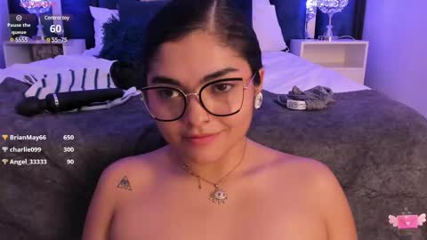     online show from 03.01.25