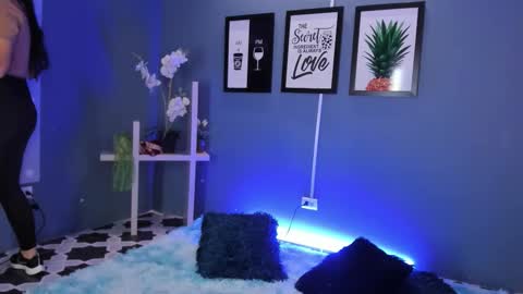     online show from 03.10.26