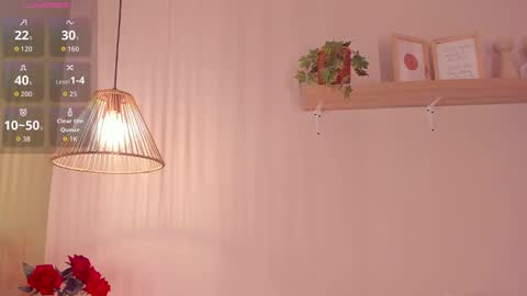 Snapshot of gisselle_palmer chatting on 10.05.25 online show from 10.05.25