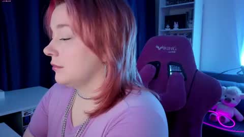 AlexaMillis online show from 06.12.26