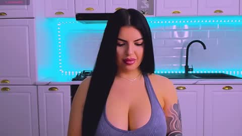 Giulia online show from 03.16.26