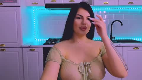 Giulia online show from 03.31.26