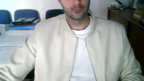 Snapshot of giuseppevai1 chatting on 04.18.26 giuseppevai1 online show from 04.18.26