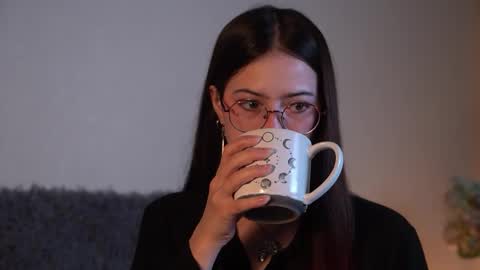 Agness online show from 09.29.25