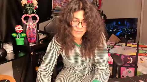 glaceon9 online show from 02.17.25