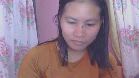 glamgoddess23 online show from 10.20.25