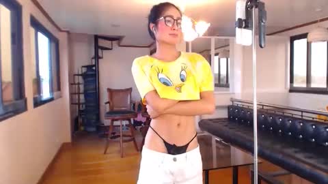 gleiahong online show from 10.02.25