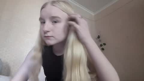 Laura online show from 04.28.26