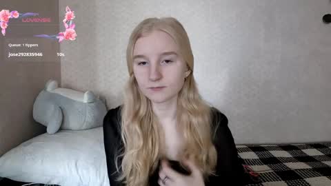 Laura online show from 04.30.26