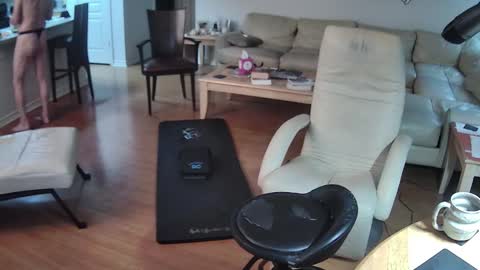 glennbitch online show from 12.04.25