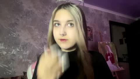 Kelly online show from 04.15.26