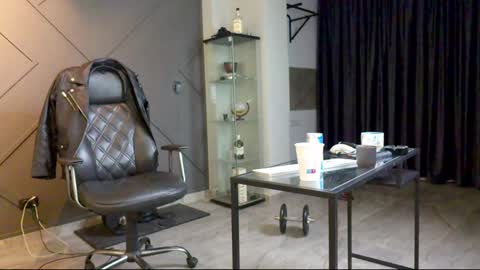 Matthew .. for short call me Matt online show from 01.02.25