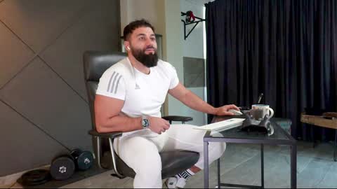 Matthew .. for short call me Matt online show from 01.18.25