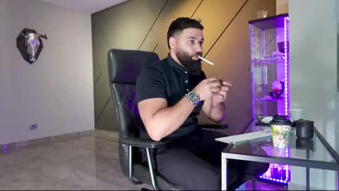 Matthew .. for short call me Matt online show from 03.08.25