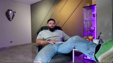 Matthew .. for short call me Matt online show from 03.11.25