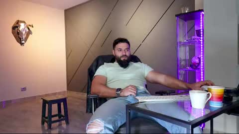 Matthew .. for short call me Matt online show from 03.11.25