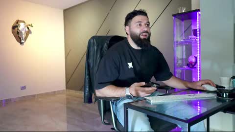 Matthew .. for short call me Matt online show from 03.12.25