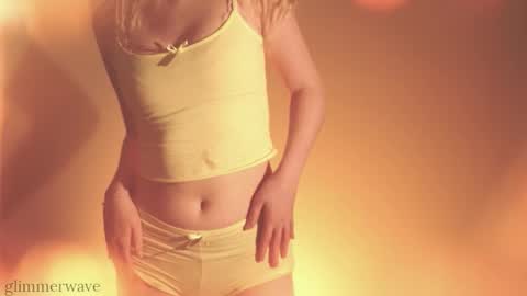 Snapshot of glimmerwave chatting on 01.15.26 Gracia online show from 01.15.26