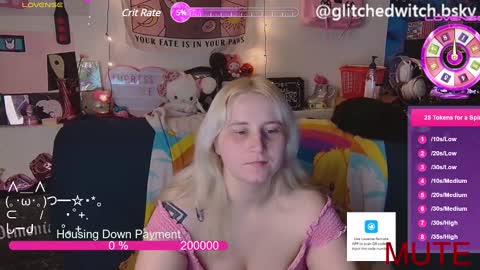 Glitch online show from 01.07.25
