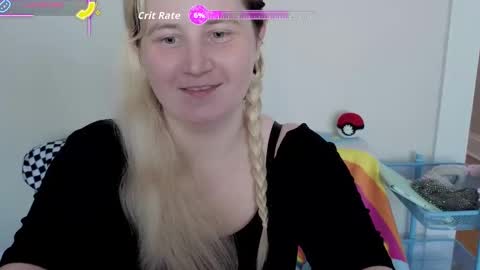 Glitch online show from 09.18.25