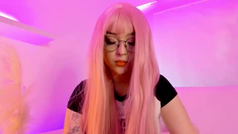 Mimi online show from 09.12.25