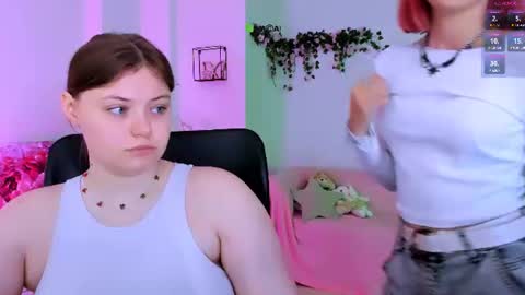 Snapshot of gloria_bubble chatting on 07.15.26 your dream online show from 07.15.26