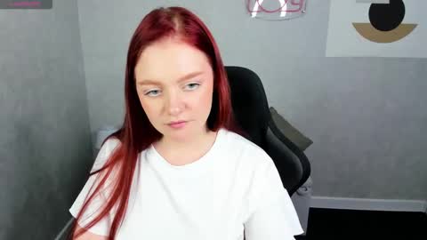 Snapshot of gloria_gordon chatting on 01.19.26 Gloria My schedule for the week 2 GMT 3am-9am We 2 GMT 9am-15pm TuWeThFr online show from 01.19.26