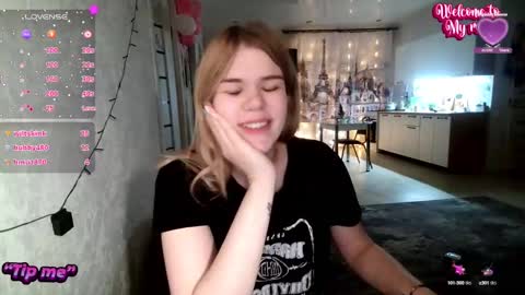  Roxy  online show from 12.27.24