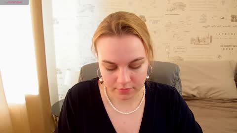 Snapshot of glow_margo chatting on 06.08.26 Margo online show from 06.08.26
