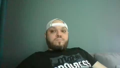 Snapshot of glusgan chatting on 02.20.25 Your boy online show from 02.20.25