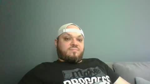 Snapshot of glusgan chatting on 02.20.25 Your boy online show from 02.20.25