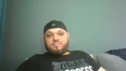 Snapshot of glusgan chatting on 02.21.25 Your boy online show from 02.21.25