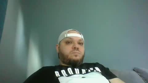 Snapshot of glusgan chatting on 03.04.25 Your boy online show from 03.04.25