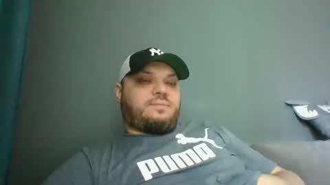 Snapshot of glusgan chatting on 03.07.25 Your boy online show from 03.07.25