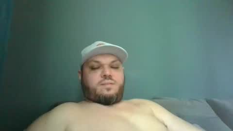 Snapshot of glusgan chatting on 03.12.25 Your boy online show from 03.12.25