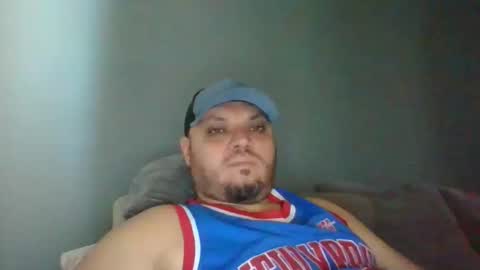 Snapshot of glusgan chatting on 09.23.25 Your boy online show from 09.23.25