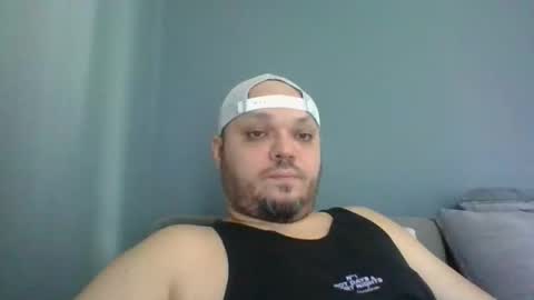 Snapshot of glusgan chatting on 09.28.25 Your boy online show from 09.28.25