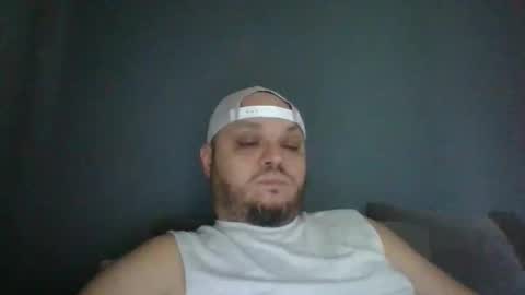 Snapshot of glusgan chatting on 10.02.25 Your boy online show from 10.02.25